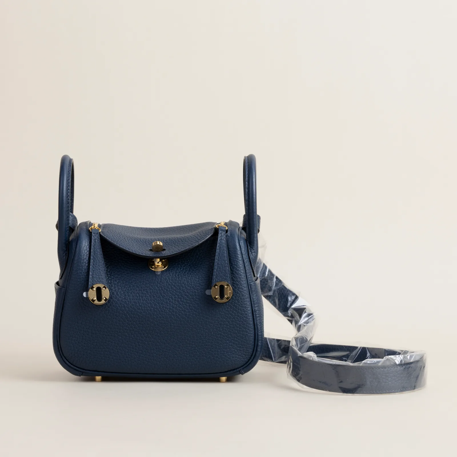 Mini Lindy Clemence leather 7P Blue De Presse GHW, Lindy series, Mini leather 7P Blue De Presse colorway, Clemence leather, Gold hardware, Mini Lindy