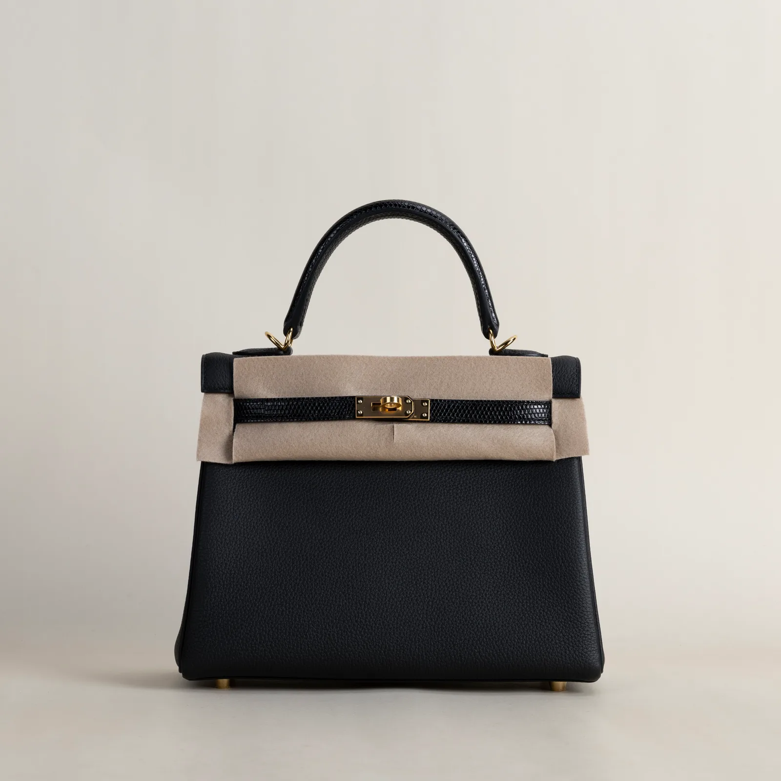 Kelly Touch 25 preview