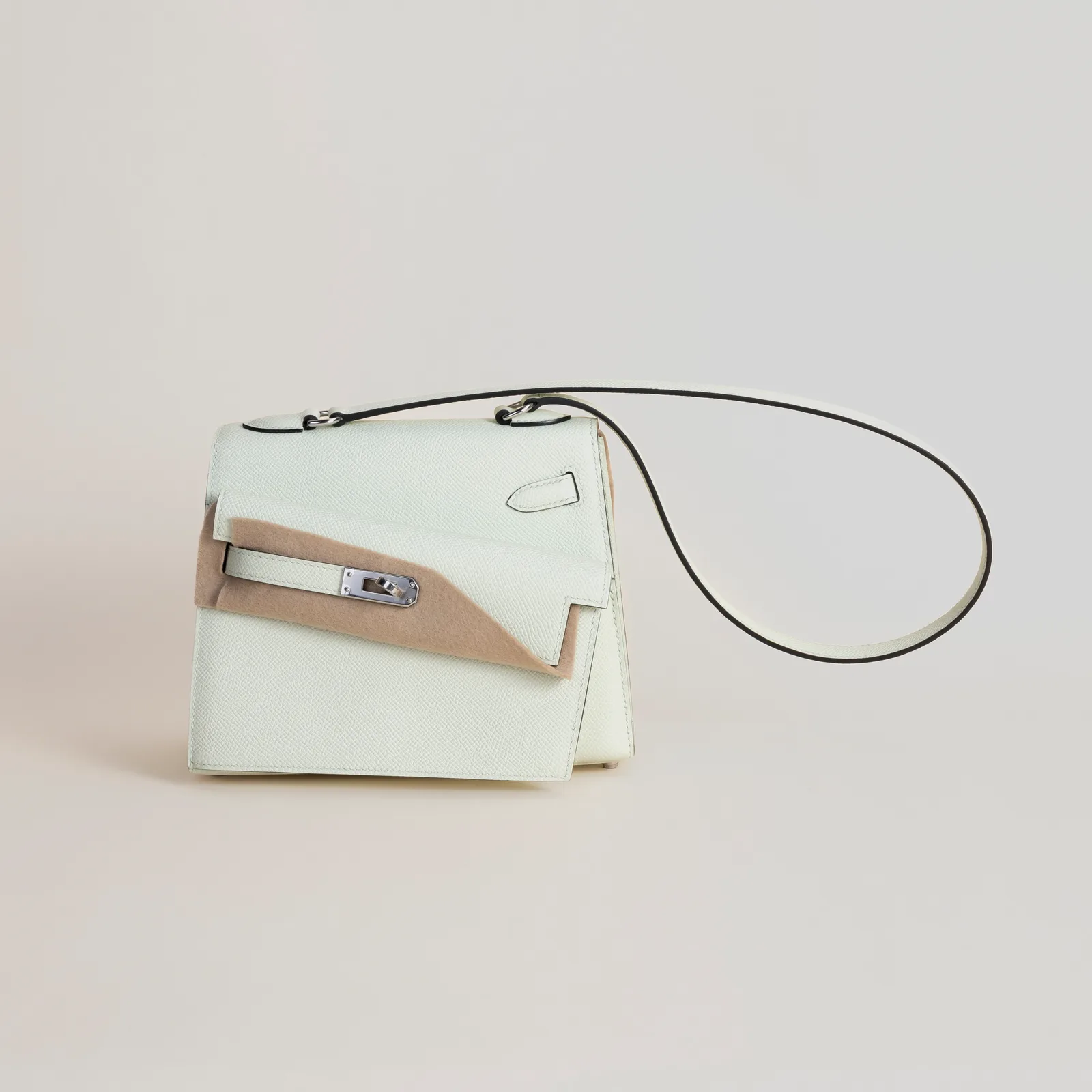 Kelly Disorder Epsom 0S Vert fizz PHW, Kelly series, Disorder 0S Vert fizz colorway, Epsom leather, Silver hardware, 58cm size, hero image