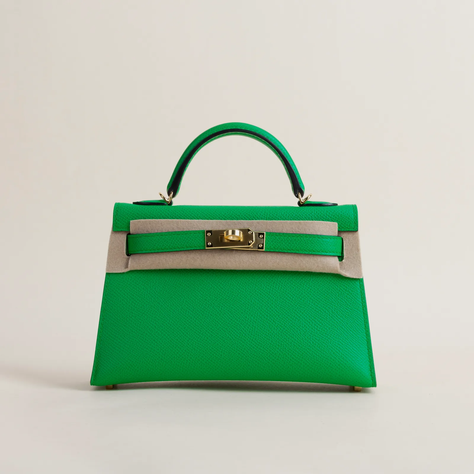 Mini Kelly II Epsom 1K Bambou GHW, Mini Kelly II series, 1K Bambou colorway, Epsom leather, Gold hardware, Mini Kelly II Epsom 1K Bambou GHW Mini Kell