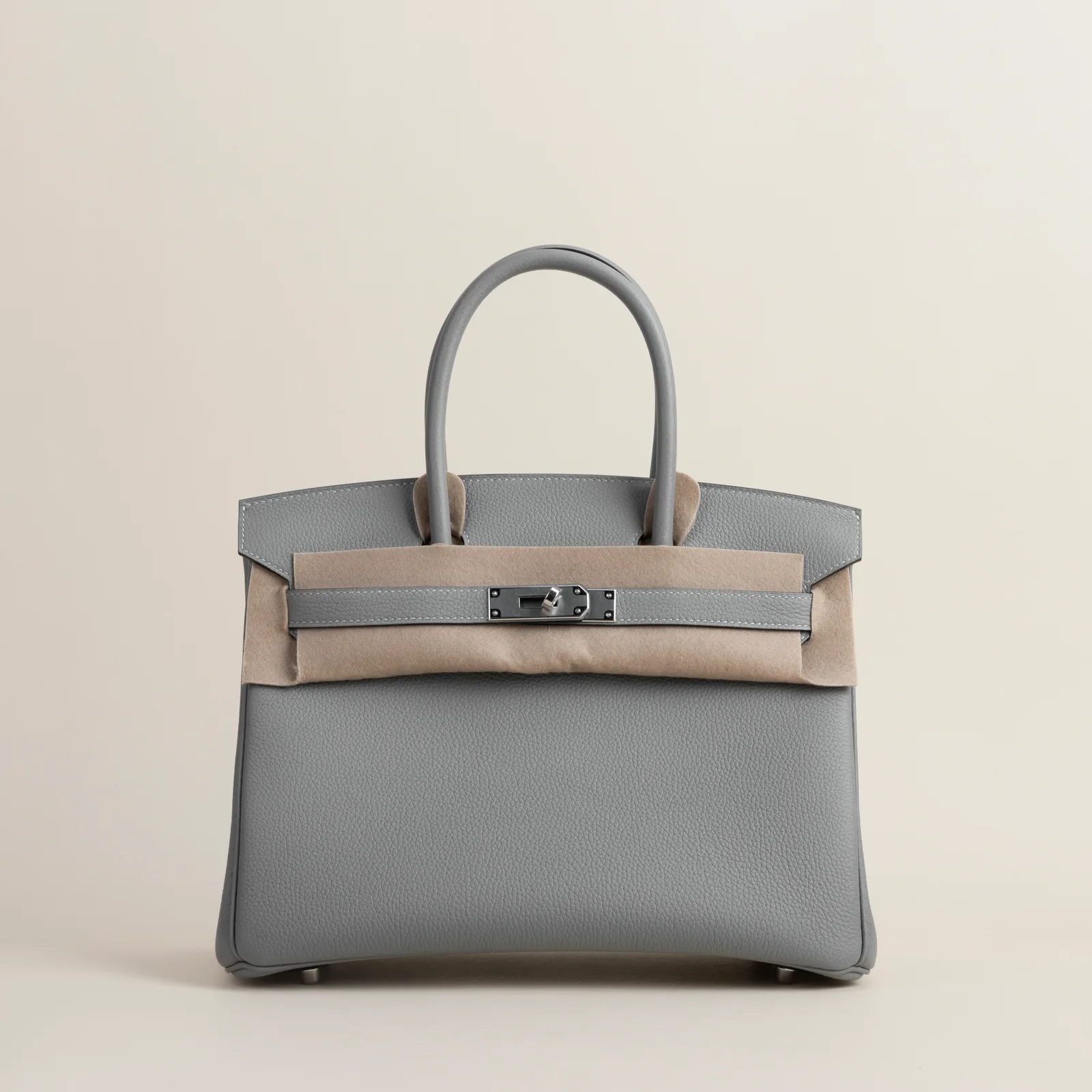 Birkin 30cm Togo 4Z Gris Mouette PHW, Birkin series, 4Z Gris Mouette colorway, Togo leather, Silver hardware, 30cm size, hero image