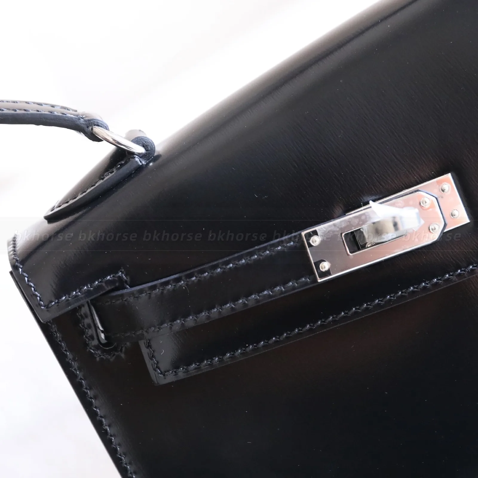Kelly Desorde Black Box Calf Silver Hardware, Kelly series, Noir colorway, Box leather, phw hardware, detail view 5
