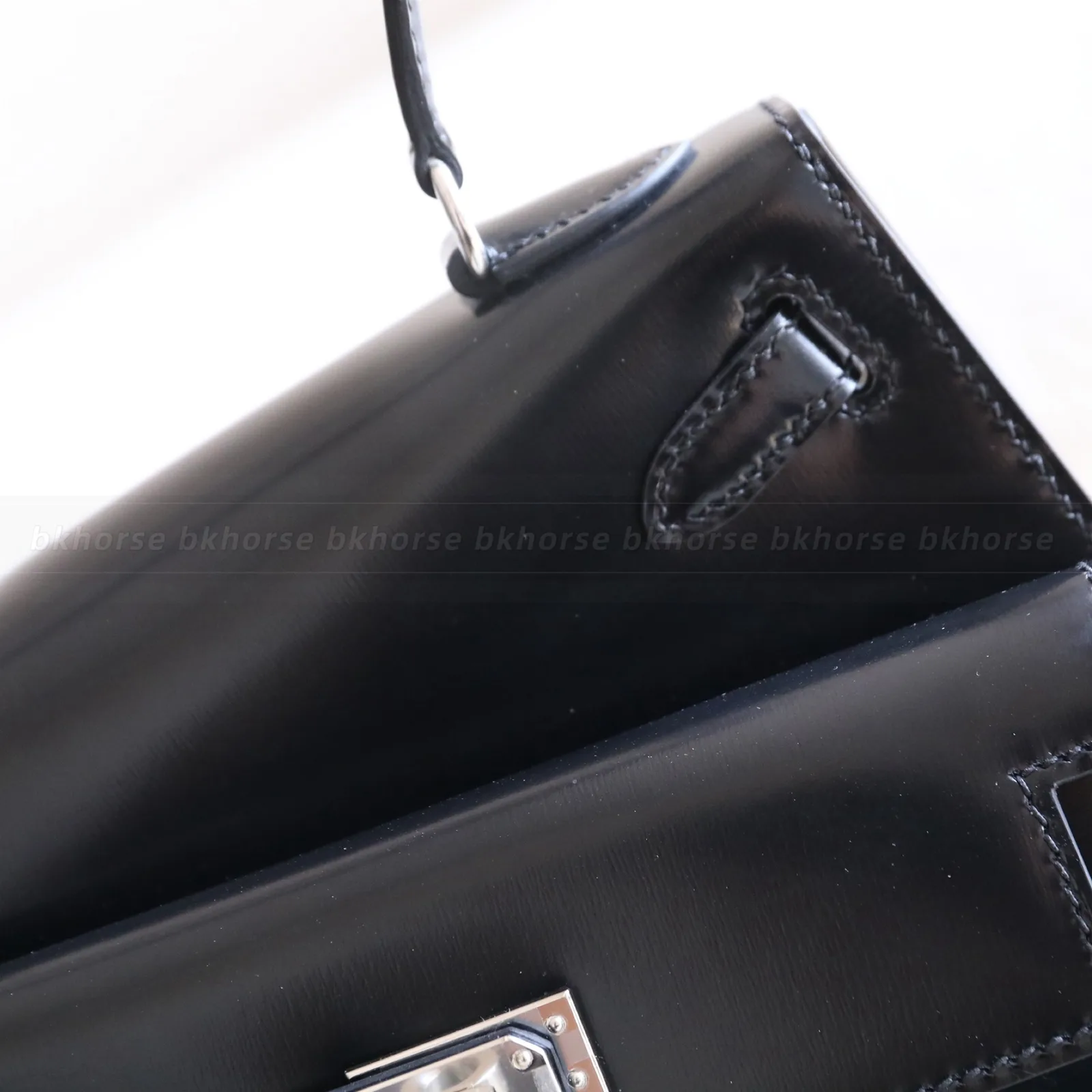 Kelly Desorde Black Box Calf Silver Hardware, Kelly series, Noir colorway, Box leather, phw hardware, detail view 8