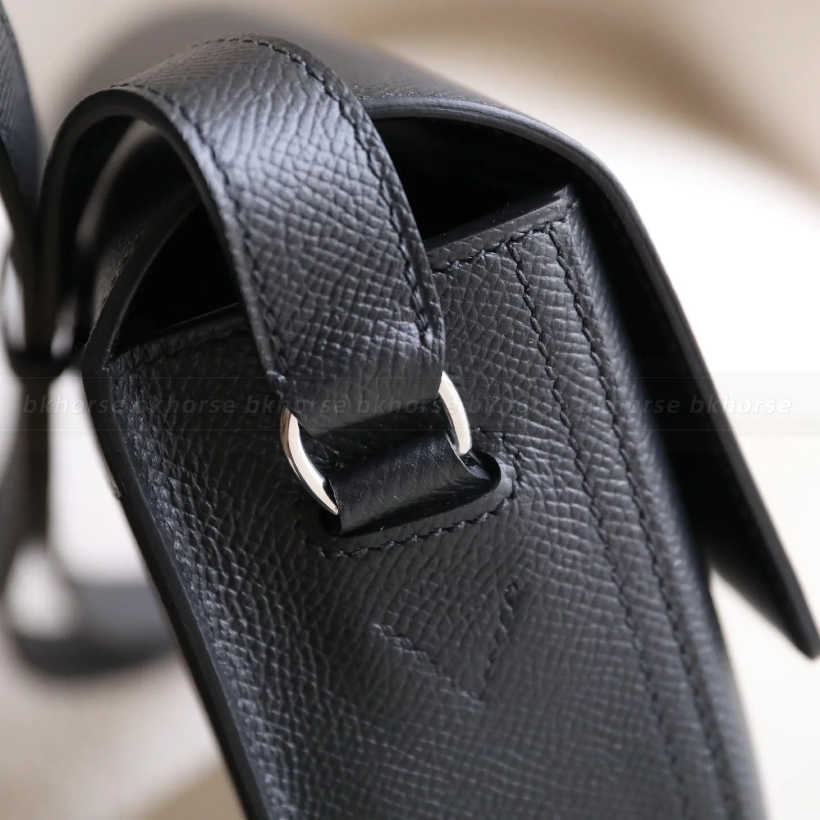 Della Cavalleri Elan 22 Black Epsom Silver Hardware, Other series, Noir colorway, Epsom leather, phw hardware, detail view 6