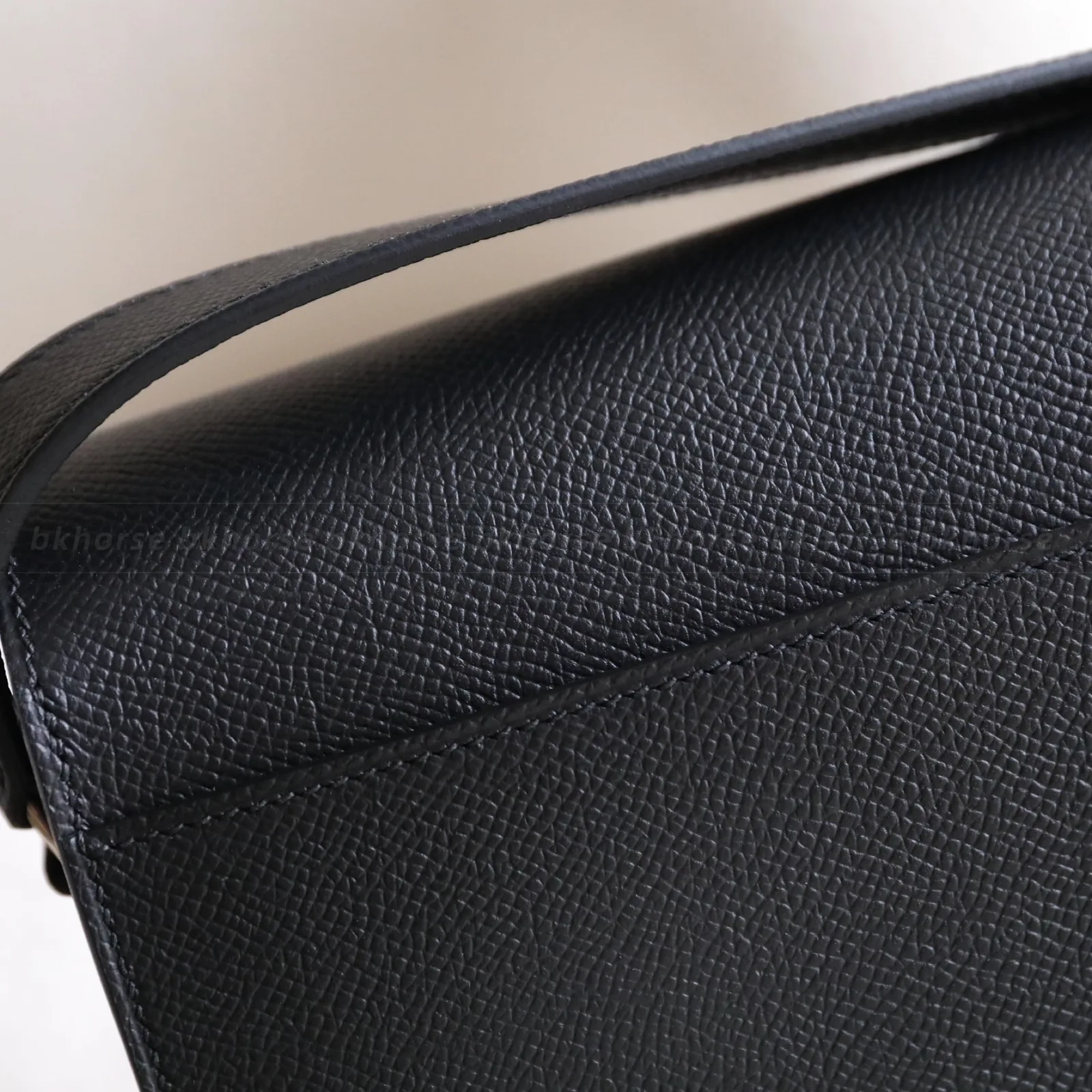 Della Cavalleri Elan 22 Black Epsom Silver Hardware, Other series, Noir colorway, Epsom leather, phw hardware, detail view 8