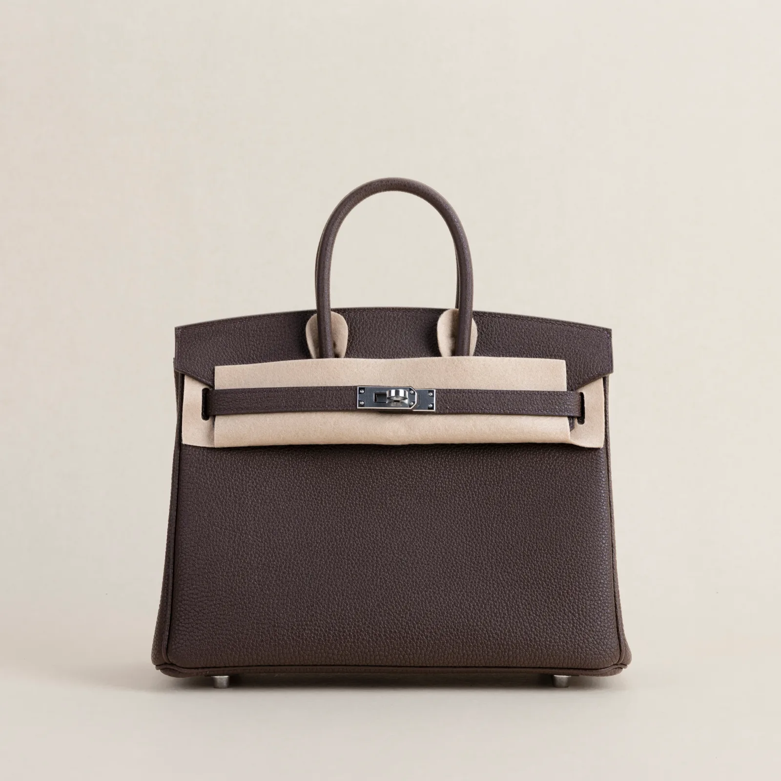 Birkin 25cm Togo 47 Chocolate PHW, Birkin series, 47 Chocolate colorway, Togo leather, Silver hardware, 25cm size, hero image