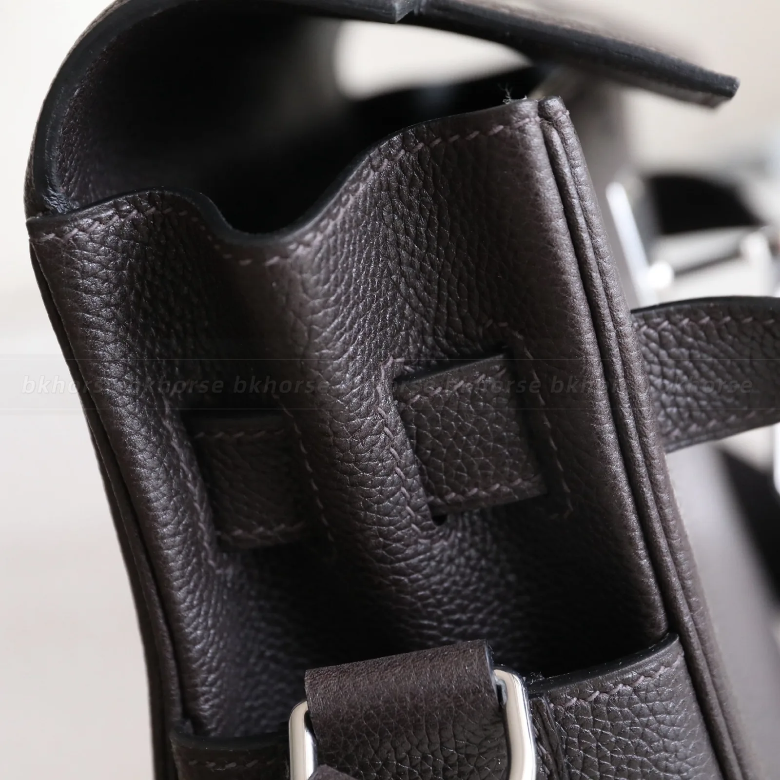 Kelly Messenger PM Ebene Faubourg Barenia Silver Hardware, série Kelly, cor Silver, couro Kelly Messenger Pm Ebene Faubourg Barenia Silver Hardware Si