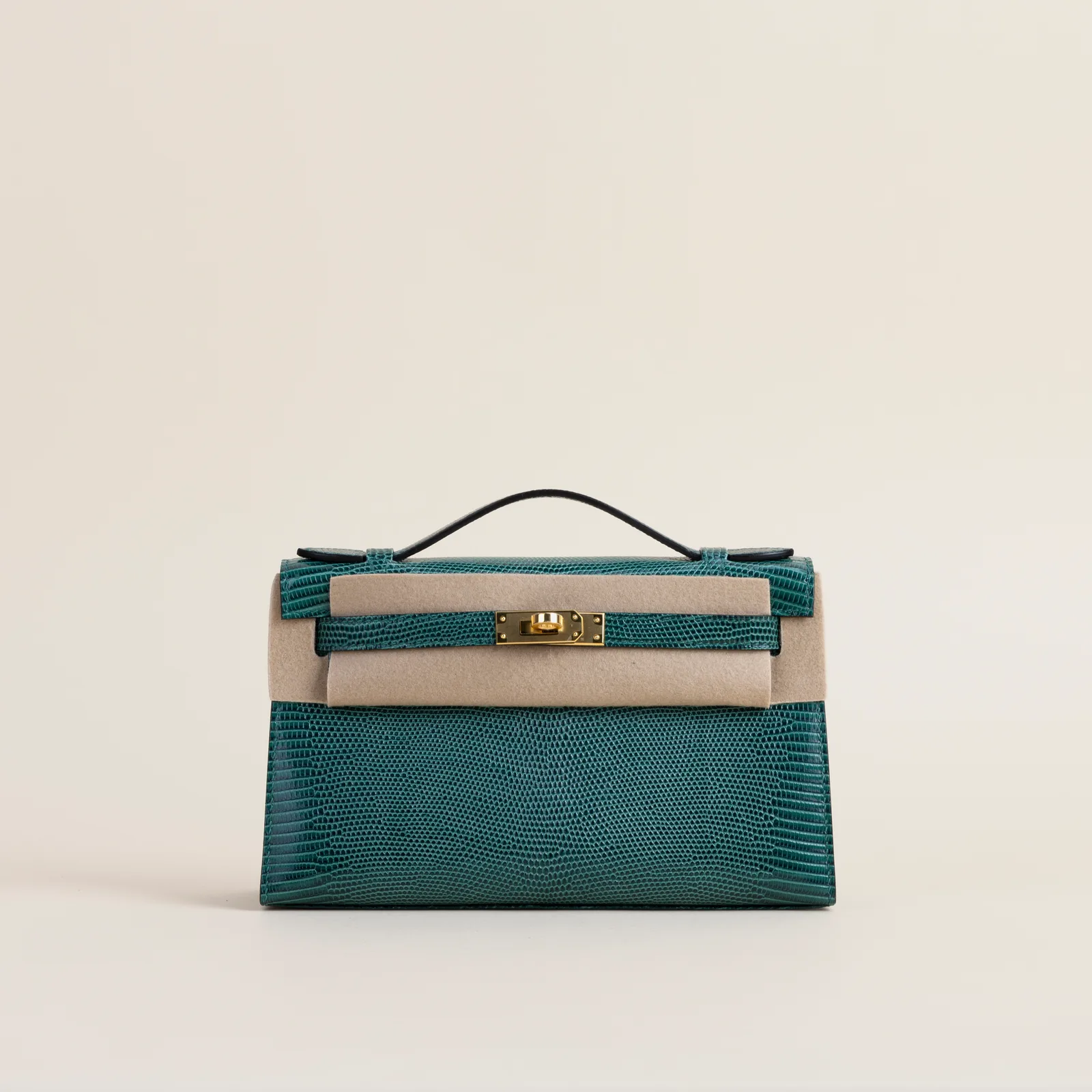 Kelly pochette Lizard 6O Vert Cypres GHW, Kelly series, pochette Lizard 6O Vert Cypres colorway, Box leather, Gold hardware, Kelly pochette Lizard 6O