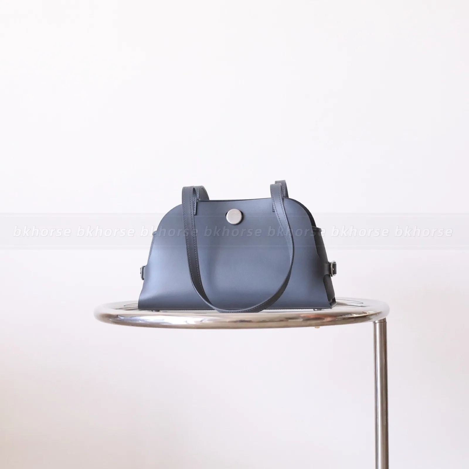 Tablier Sellier Ardoise Hunter Leather And Canvas Silver Hardware | Other series | hero image Tablier Sellier Ardoise Hunter Leather And Canvas Silver Hardware, Other series, Silver colorway, Tablier Sellier Ardoise Hunter Leather And Canvas Si