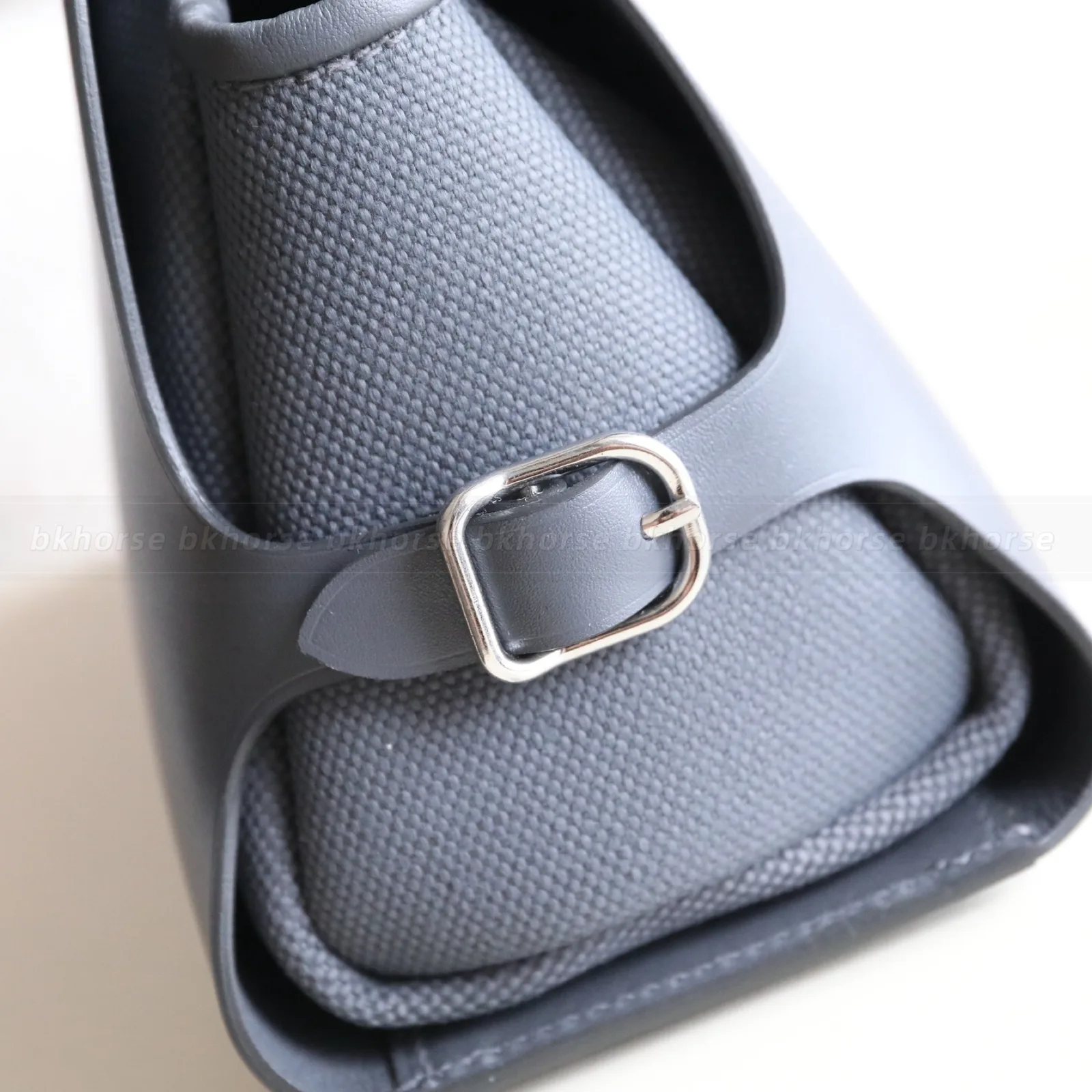Tablier Sellier Ardoise Hunter Leather And Canvas Silver Hardware, Other 시리즈, Silver 컬러, Tablier Sellier Ardoise Hunter Leather And Canvas Silver Hard