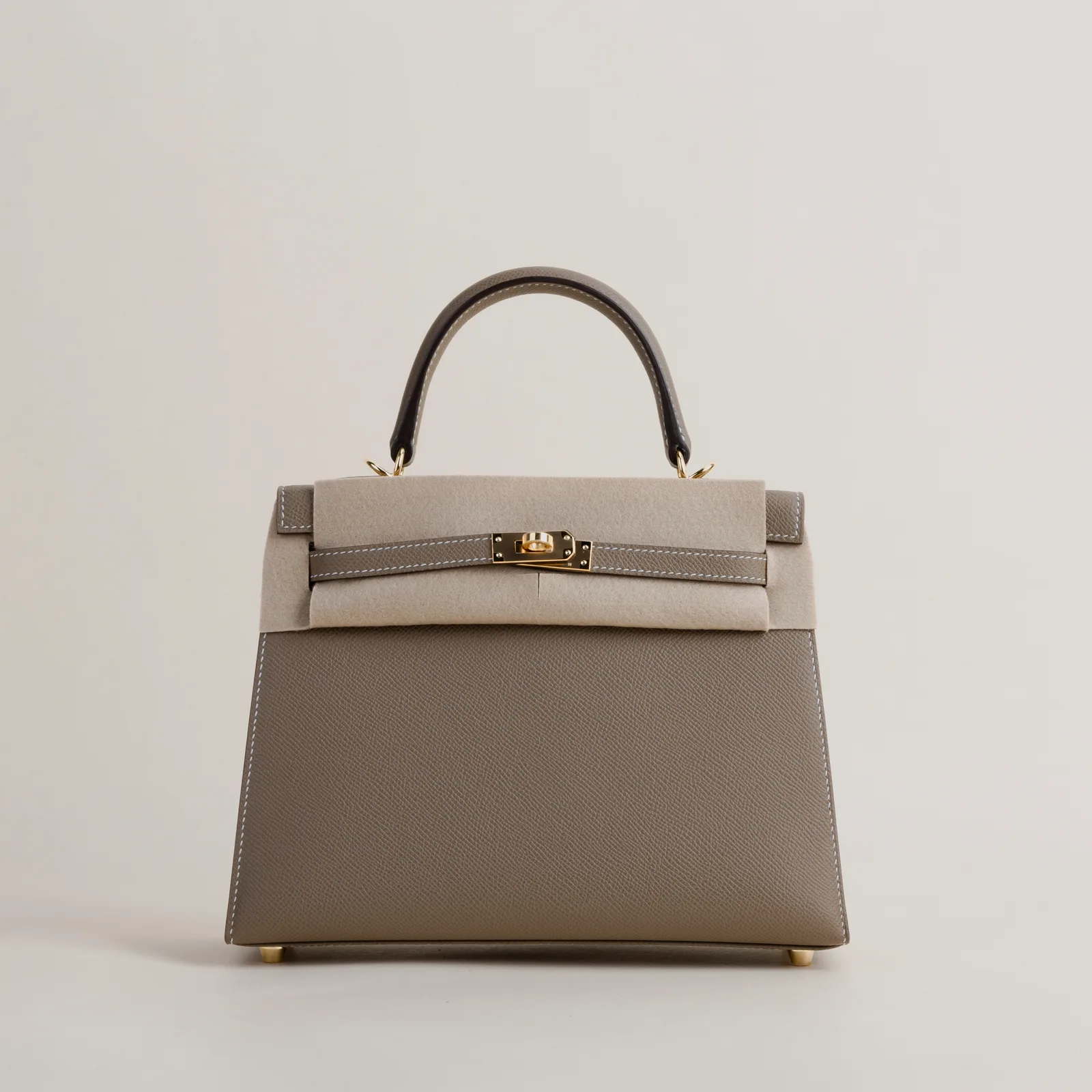 Kelly Sellier 25 preview