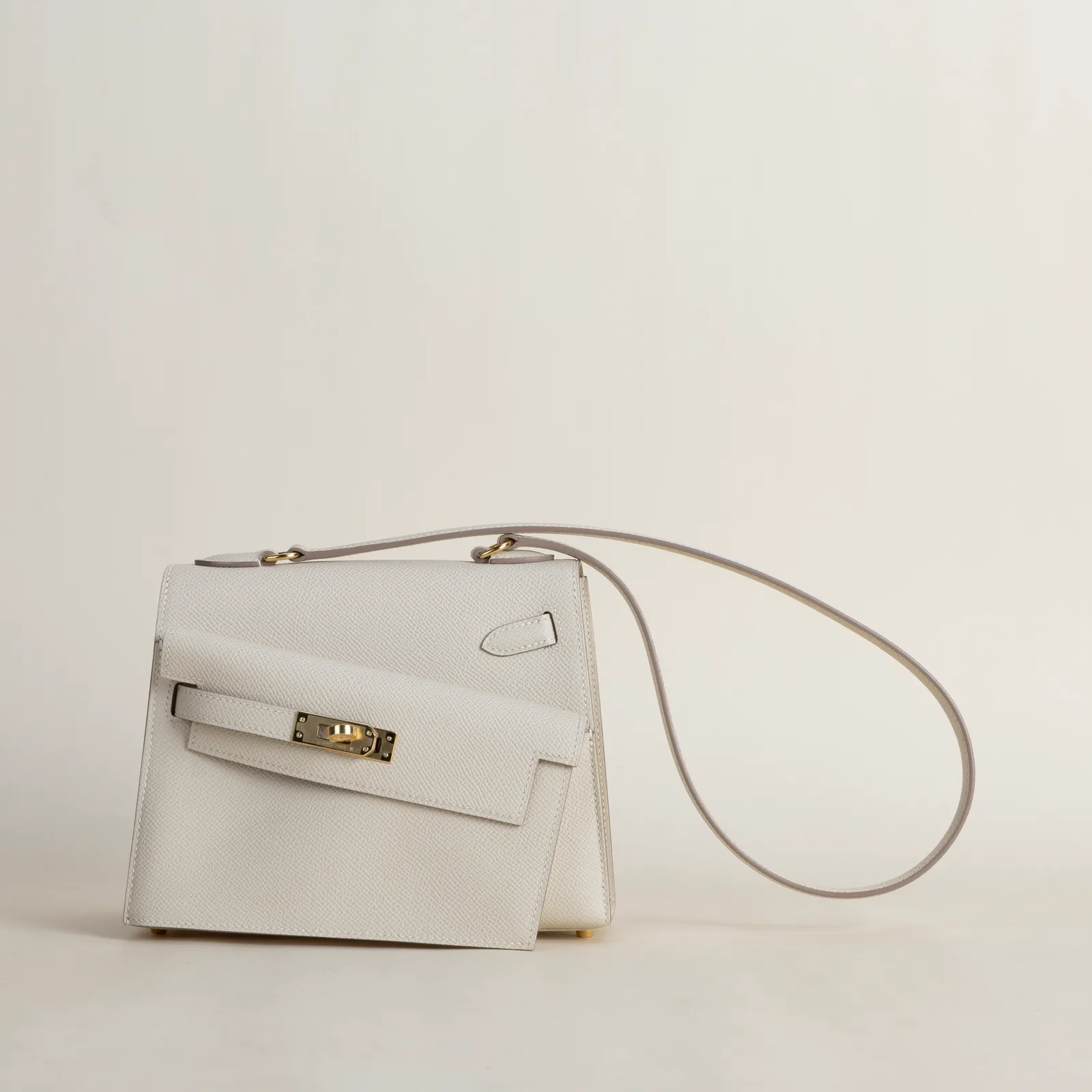 Kelly Disorder Epsom 10 Craie GHW, Kelly series, Disorder 10 Craie colorway, Epsom leather, Gold hardware, 58cm size, hero image