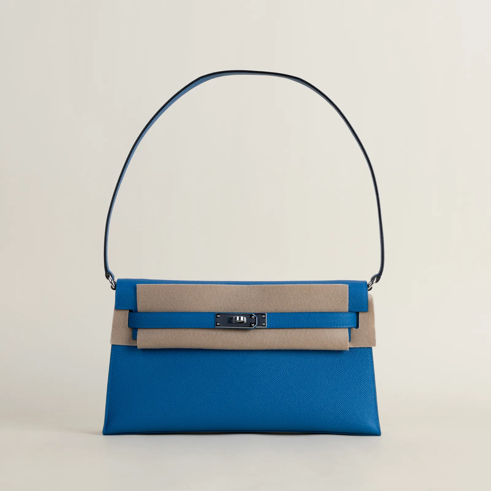 Kelly Elan Epsom 7Q Mykonos PHW, Kelly series, Elan 7Q Mykonos colorway, Epsom leather, Silver hardware, Kelly Elan Epsom 7Q Mykonos PHW Kelly Model :