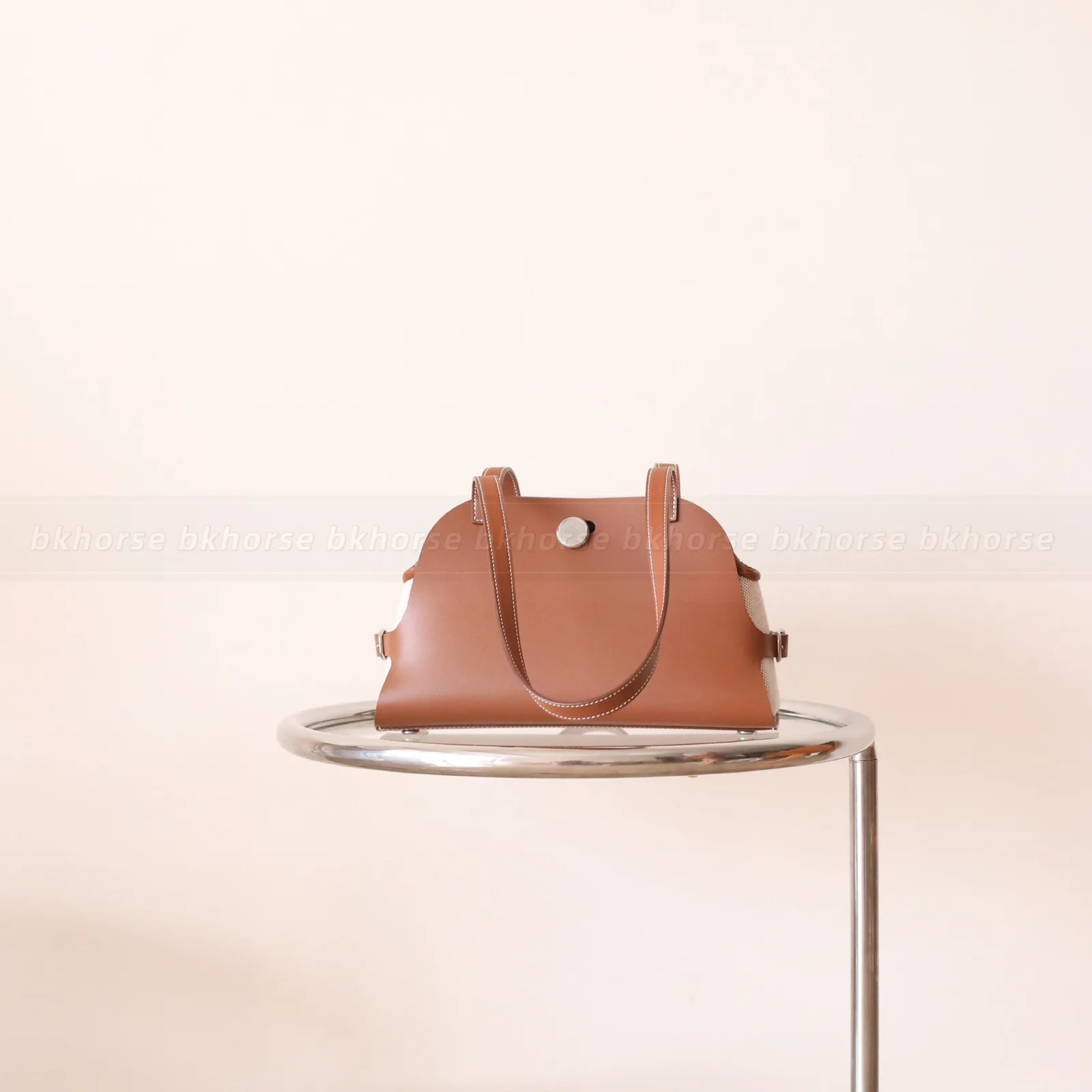 Tablier Sellier Gold Hunter Leather And Canvas Silver Hardware | Other series | hero image Tablier Sellier Gold Hunter Leather And Canvas Silver Hardware, Other series, Gold colorway, Tablier Sellier Gold Hunter Leather And Canvas Silver Har