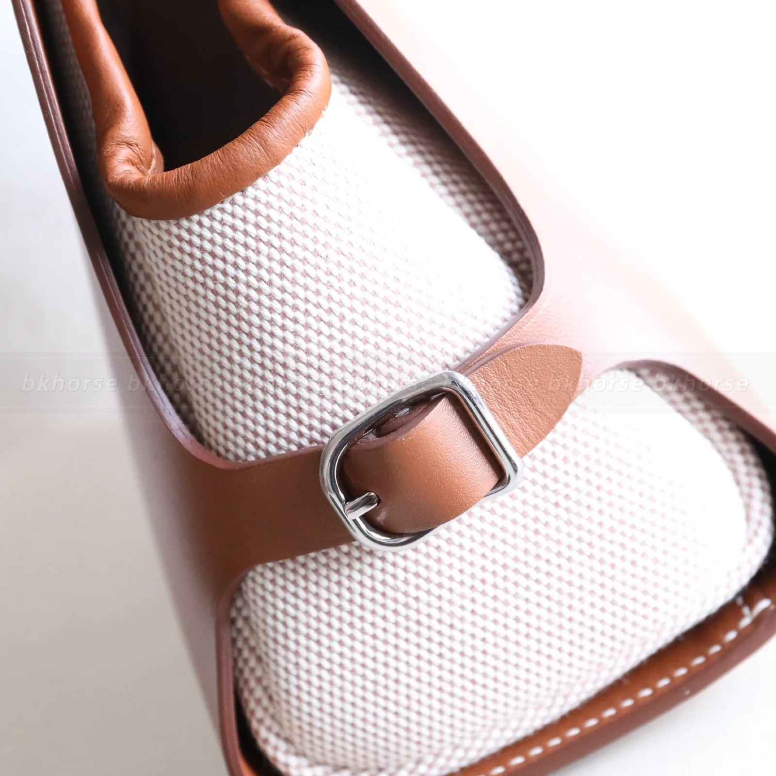 Tablier Sellier Gold Hunter Leather And Canvas Silver Hardware, Other series, Gold colorway, Tablier Sellier Gold Hunter Leather And Canvas Silver Har